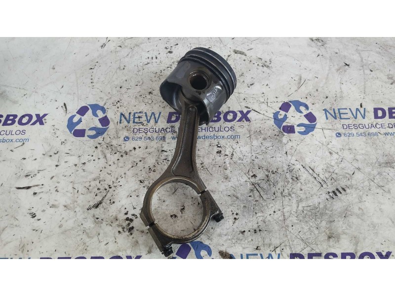 Recambio de piston para land rover range rover sport 3.0 sd v6 cat referencia OEM IAM H268X  