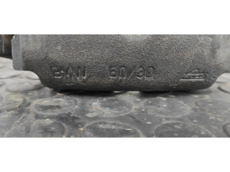 Recambio de pinza de freno delantera izquierda para bmw x5 (e53) 3.0 turbodiesel cat referencia OEM IAM BMW6030E065  