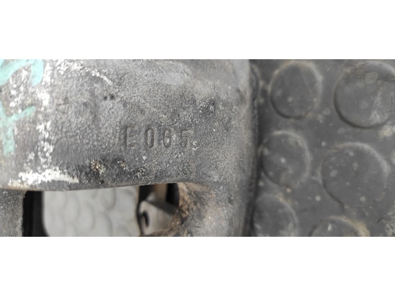 Recambio de pinza de freno delantera izquierda para bmw x5 (e53) 3.0 turbodiesel cat referencia OEM IAM BMW6030E065  