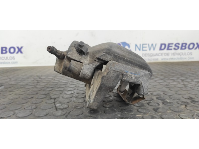 Recambio de pinza de freno delantera izquierda para bmw x5 (e53) 3.0 turbodiesel cat referencia OEM IAM BMW6030E065  