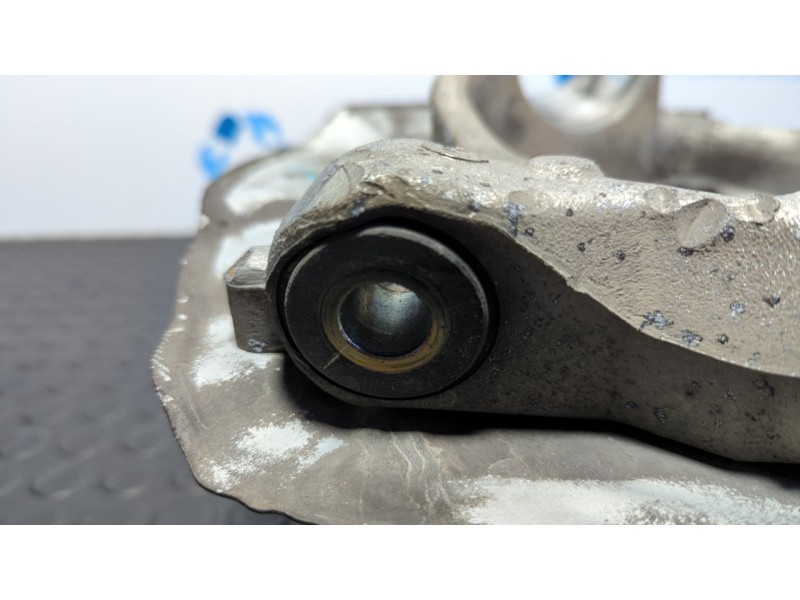 Recambio de mangueta delantera derecha para bmw serie 5 berlina (e39) 2.5 24v turbodiesel cat referencia OEM IAM   