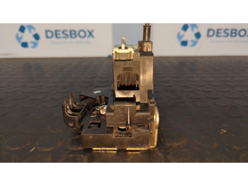 Recambio de cerradura puerta delantera derecha para renault clio ii fase ii (b/cb0) authentique referencia OEM IAM   