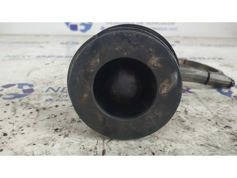 Recambio de piston para land rover range rover sport 3.0 sd v6 cat referencia OEM IAM H268X  