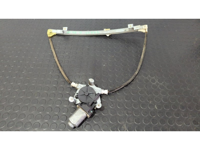 Recambio de elevalunas delantero derecho para renault clio ii fase ii (b/cb0) authentique referencia OEM IAM 117312  