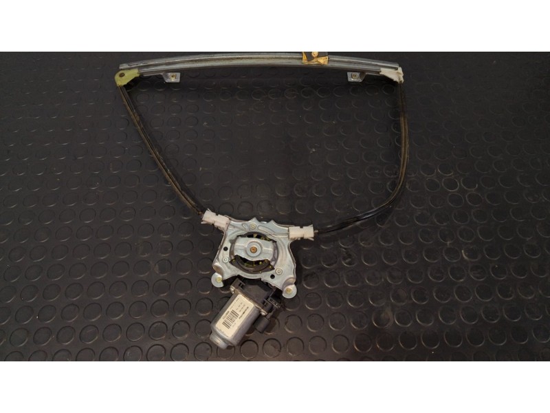 Recambio de elevalunas delantero izquierdo para renault clio ii fase ii (b/cb0) authentique referencia OEM IAM 113023  
