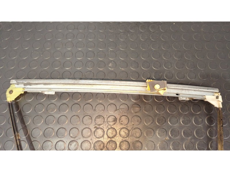 Recambio de elevalunas delantero izquierdo para renault clio ii fase ii (b/cb0) authentique referencia OEM IAM 113023  