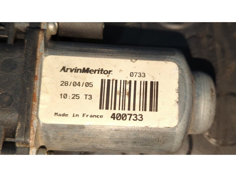 Recambio de elevalunas delantero izquierdo para renault clio ii fase ii (b/cb0) authentique referencia OEM IAM 113023  