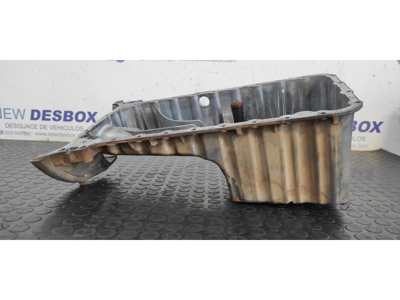 Recambio de carter para mercedes-benz vito mixto 06.2003  111 cdi compacto (639.601) referencia OEM IAM R6460140402  