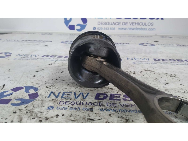 Recambio de piston para land rover range rover sport 3.0 sd v6 cat referencia OEM IAM H268X  