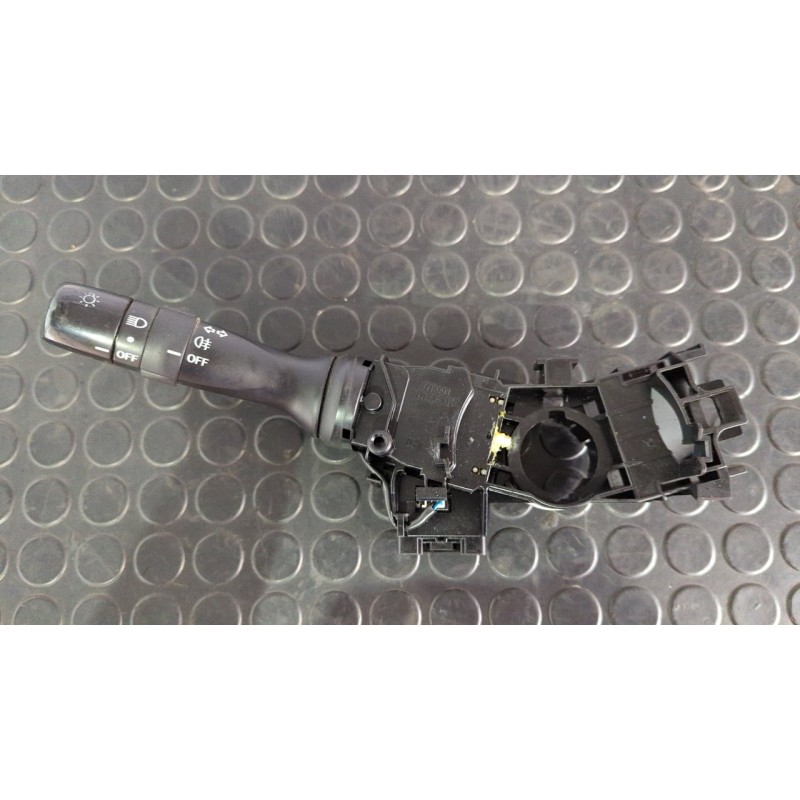 Recambio de mando luces para toyota auris 1.4 turbodiesel cat referencia OEM IAM 0230017F246  