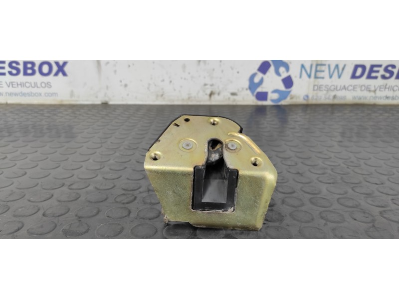 Recambio de cerradura corredera derecha para peugeot 806 2.1 turbodiesel cat referencia OEM IAM 209198  