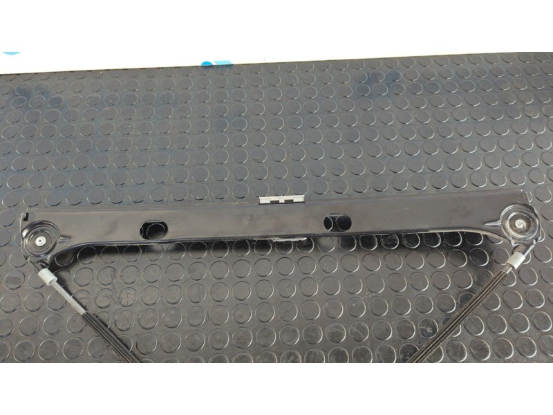 Recambio de elevalunas delantero derecho para mercedes-benz vaneo (w414) furgoneta compacta cdi (414.700) referencia OEM IAM A41