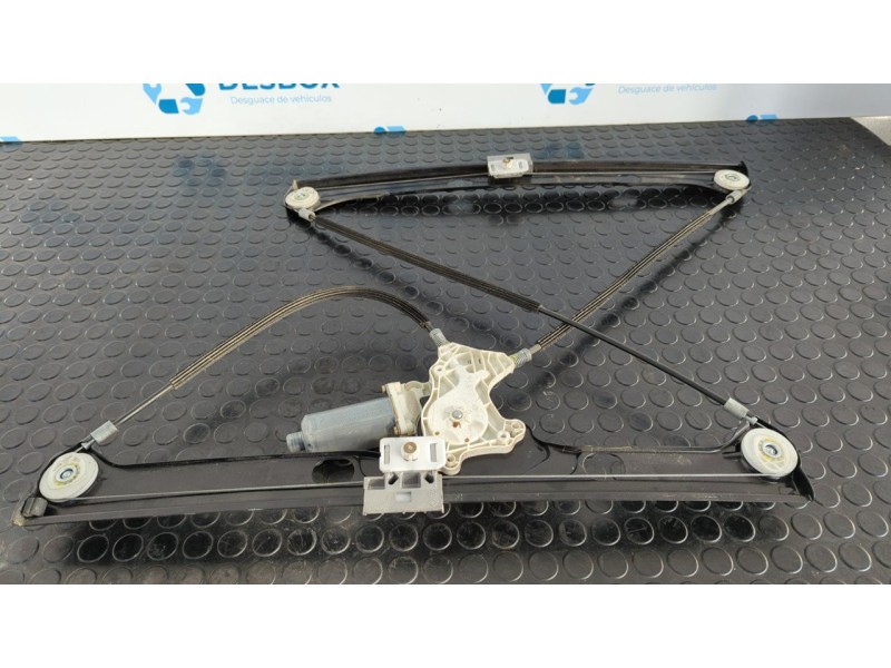 Recambio de elevalunas delantero derecho para mercedes-benz vaneo (w414) furgoneta compacta cdi (414.700) referencia OEM IAM A41