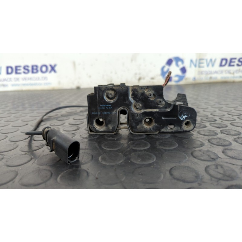 Recambio de cerradura capo para audi a3 sportback (8p) 1.6 tdi ambition referencia OEM IAM 8P0823509H  