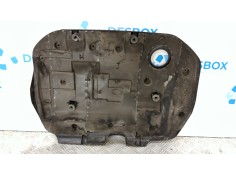 Recambio de tapa motor para toyota auris luna+ referencia OEM IAM    2