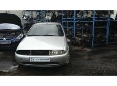 ford fiesta berlina del año 1997