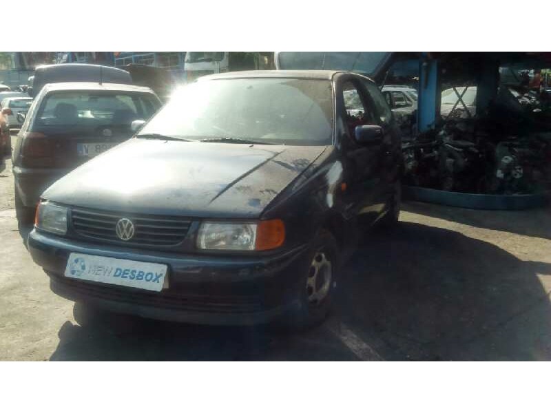 volkswagen polo berlina (6n1) del año 1996