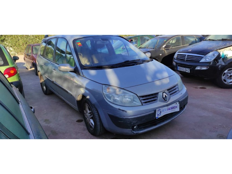 renault scenic ii del año 2004