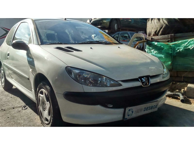 peugeot 206 berlina del año 2003