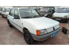 peugeot 205 berlina del año 1997