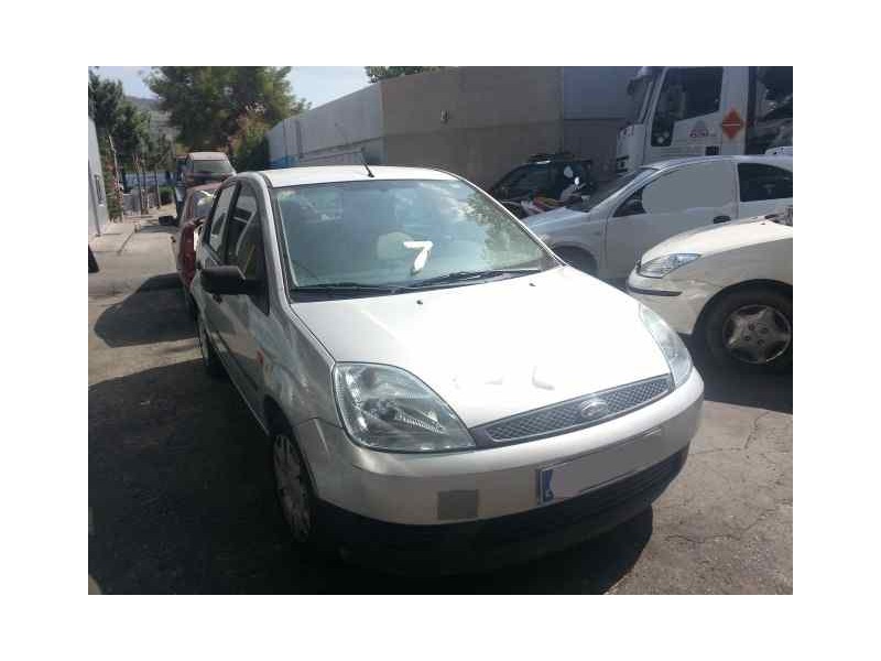 ford fiesta (cbk) del año 2002