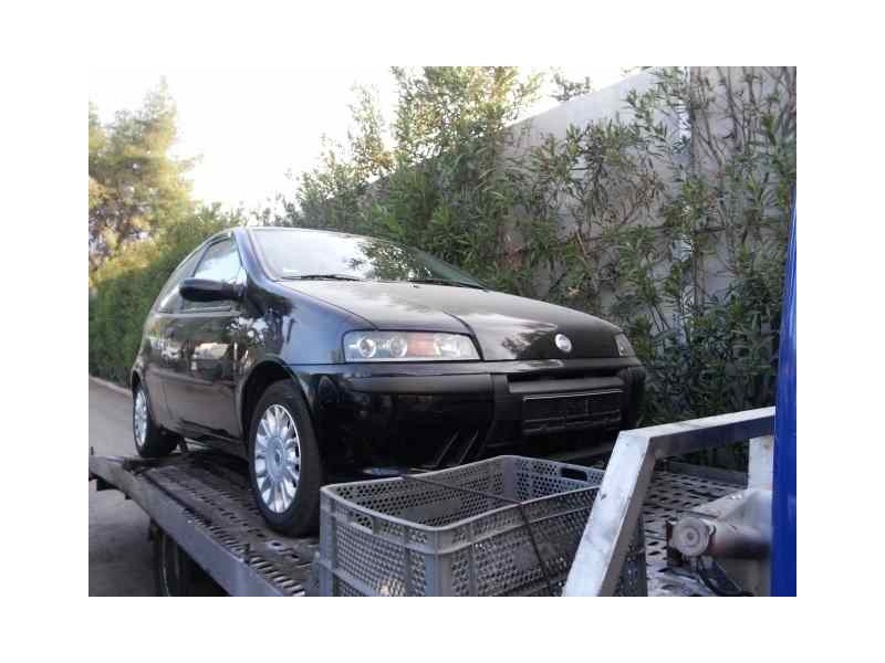 fiat punto berlina (188) del año 2001