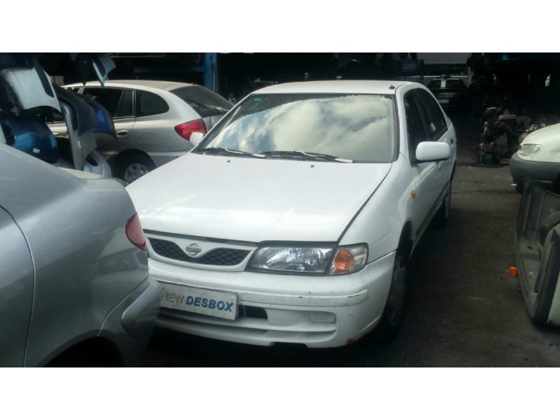 nissan almera (n15) del año 1999