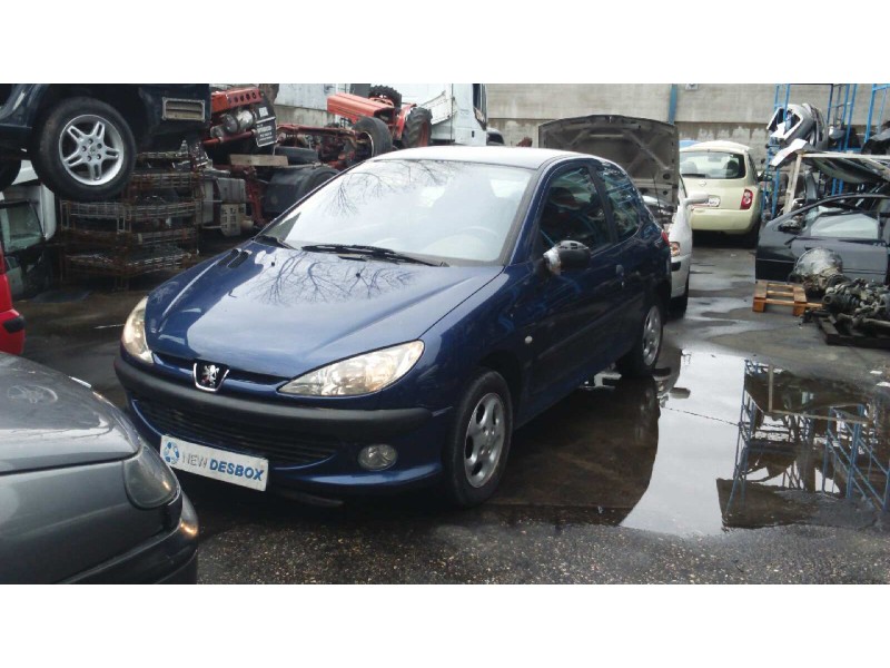 peugeot 206 4-trg. del año 2001