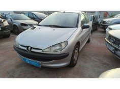 peugeot 206 berlina del año 2002 2