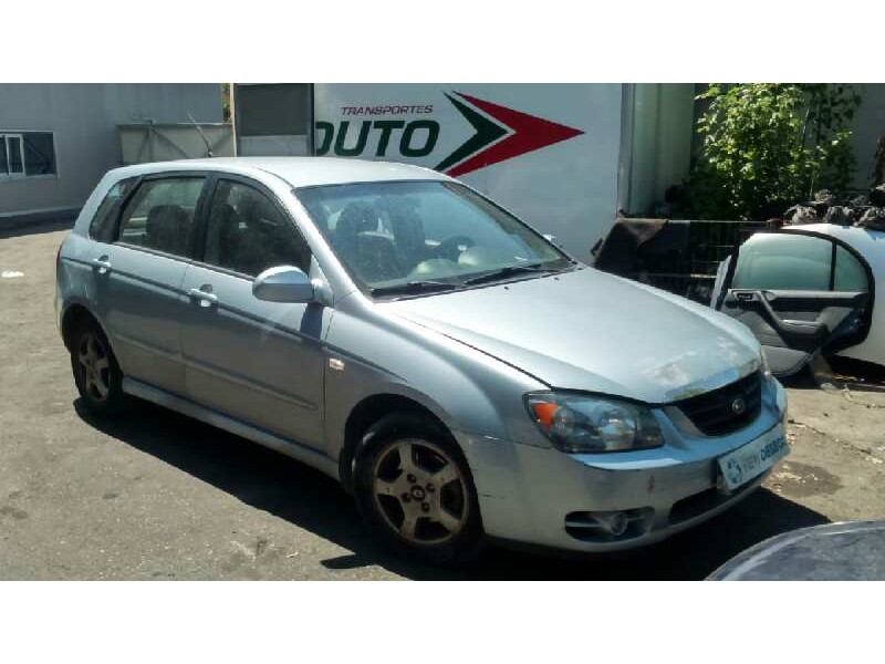 kia cerato del año 2005