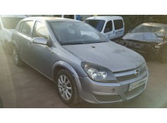 opel astra gtc del año 2005 2