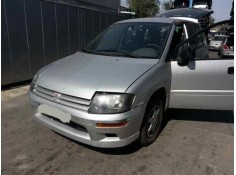mitsubishi space runner (n60) del año 2003