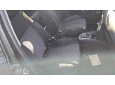 volkswagen golf iv berlina (1j1) del año 2003 2