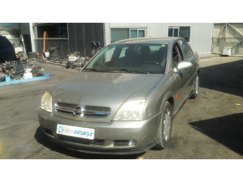 opel vectra c berlina del año 2003