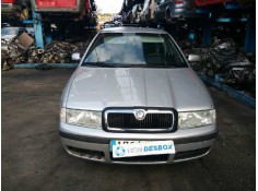 skoda octavia berlina (1u2) del año 2001