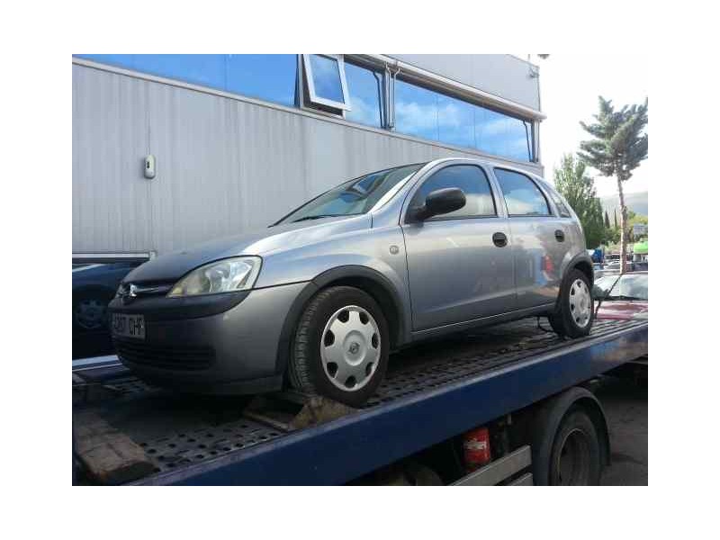 opel corsa c del año 2003