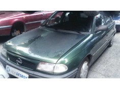 opel astra f berlina del año 1996