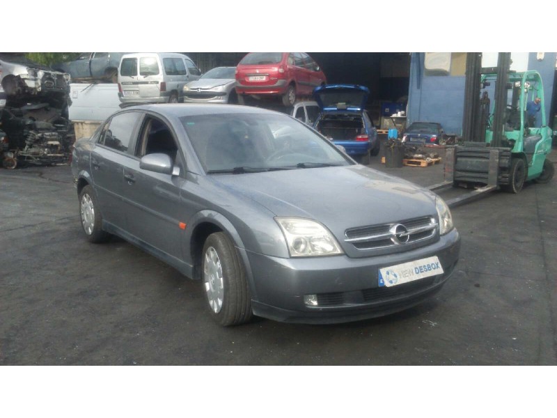 opel vectra c berlina del año 2002