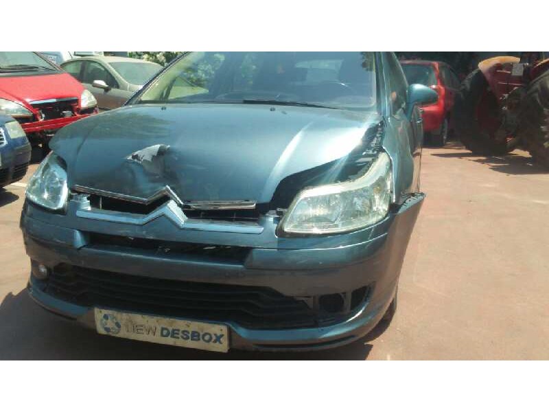 citroen c4 berlina del año 2004