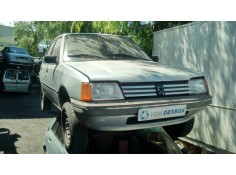 peugeot 205 berlina del año 1986