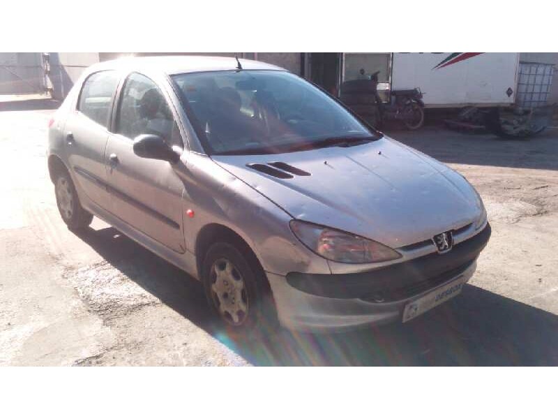 peugeot 206 berlina del año 1999