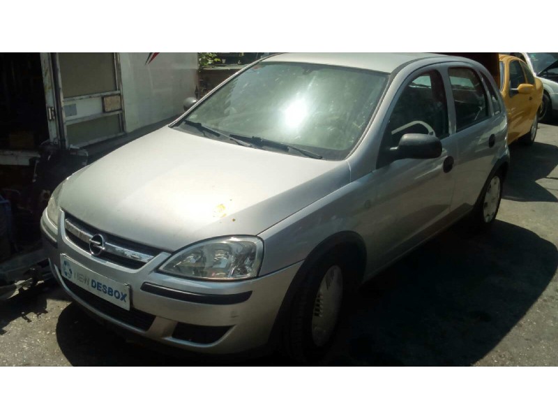 opel corsa c del año 2004