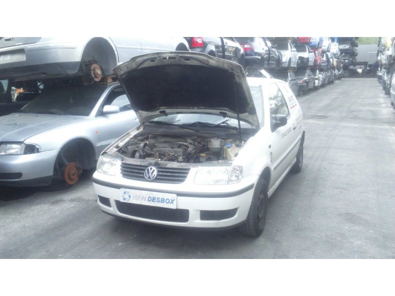 volkswagen polo berlina (6n2) del año 2002