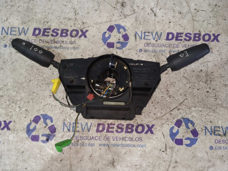 Recambio de mando multifuncion para opel corsa d 1.3 16v cdti referencia OEM IAM 13142283  
