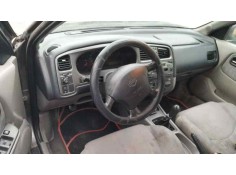 nissan primera berlina (p11) del año 2000 2