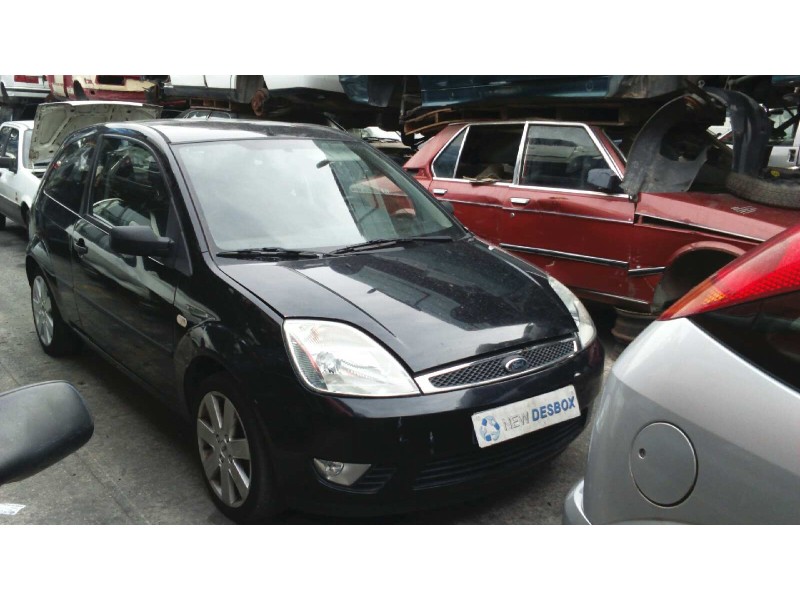 ford fiesta (cbk) del año 2004