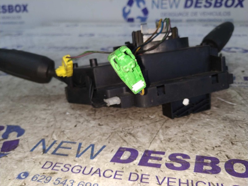 Recambio de mando multifuncion para opel corsa d 1.3 16v cdti referencia OEM IAM 13142283  