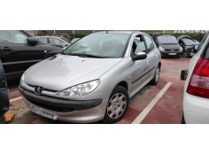 peugeot 206 berlina del año 2005 2
