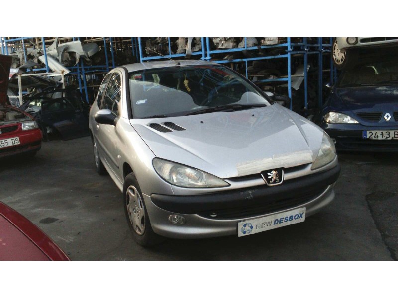 peugeot 206 berlina del año 1999