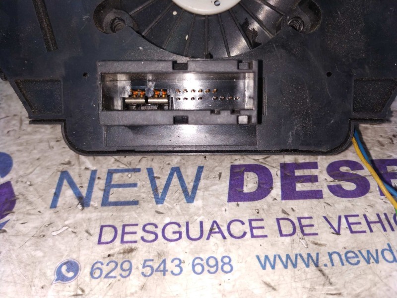 Recambio de mando multifuncion para opel corsa d 1.3 16v cdti referencia OEM IAM 13142283  